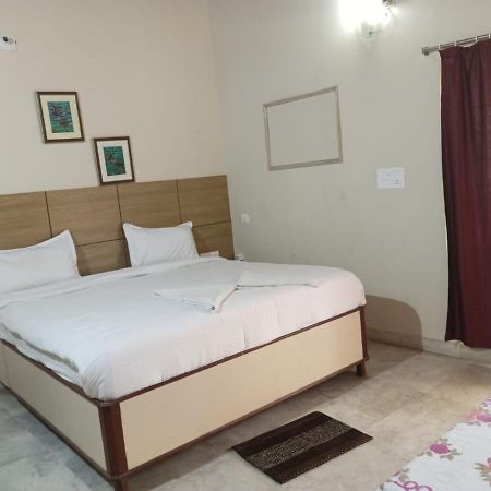 Chandan Resort Puri Zewnętrze zdjęcie